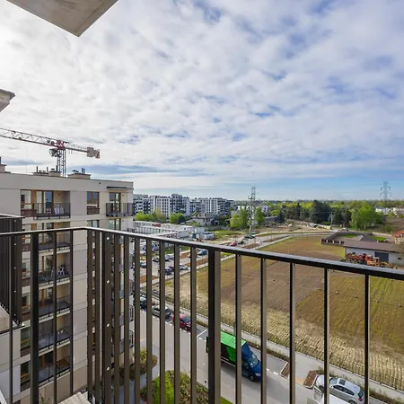 Spacious With Balcony For 6 People In By Renters Apartment Warsaw