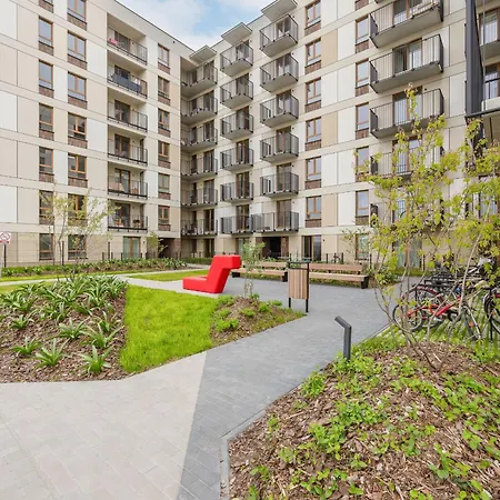 Spacious With Balcony For 6 People In By Renters Apartment